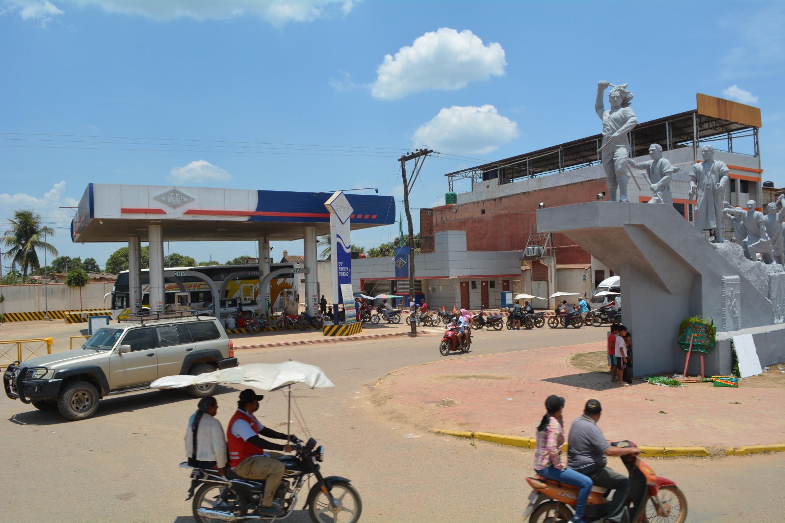 YPFB comercializó hasta octubre 198 millones de litros de combustibles en Beni y asegura provisión