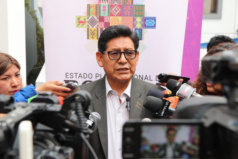 Diplomas de bachiller serán entregados a más de 168.700 desde el 8 de diciembre