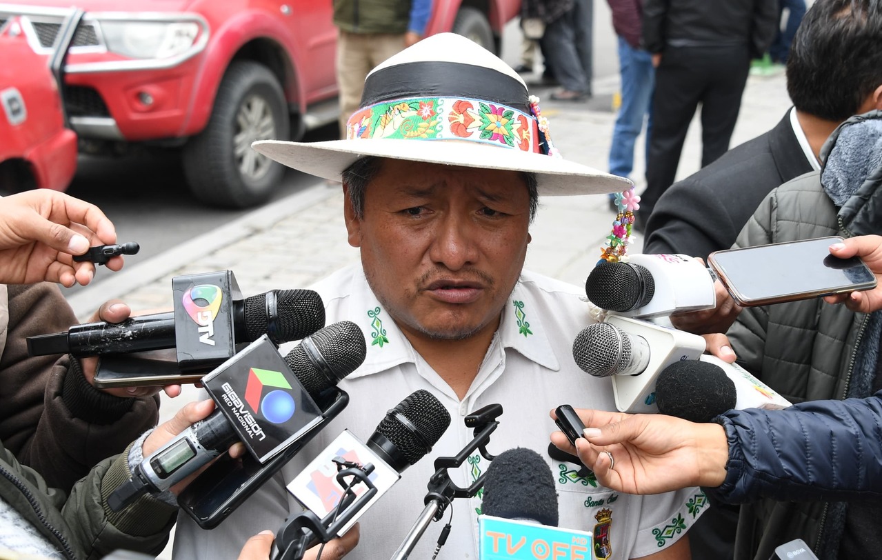 Viceministro Villca denuncia complot sistemático contra el Gobierno y el Estado