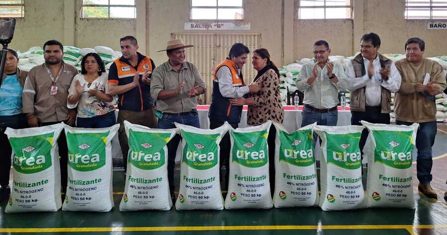 Entregan 39 toneladas de fertilizante a 782 familias damnificadas por la sequía en Tarija