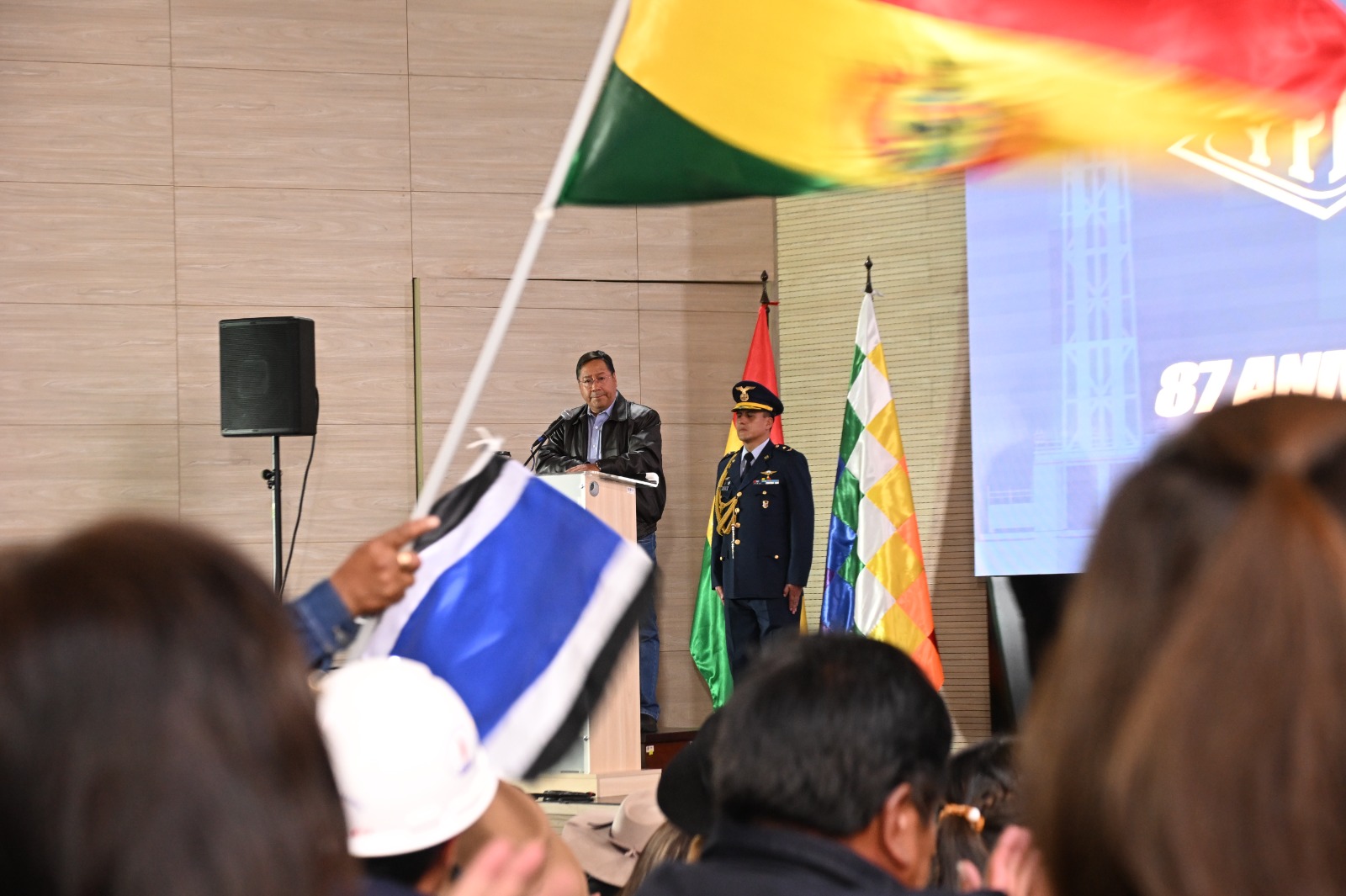 Arce: Ser hombre de izquierda significa tener la sensibilidad del pueblo boliviano y la inteligencia de un académico