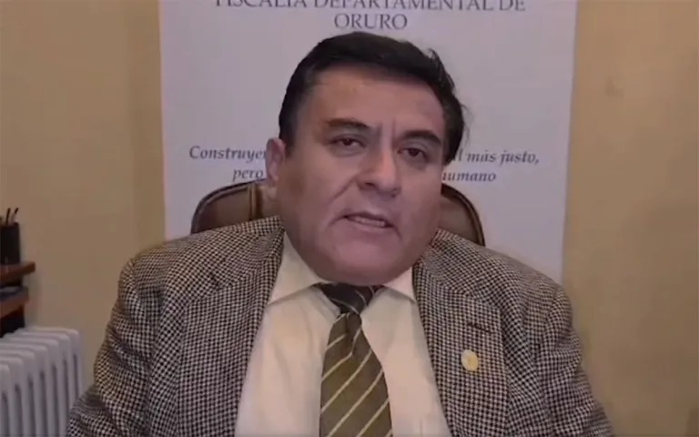 Fiscalía investiga a hombre que se hacía pasar por militar y estafó más de $us 1 millón a múltiples víctimas