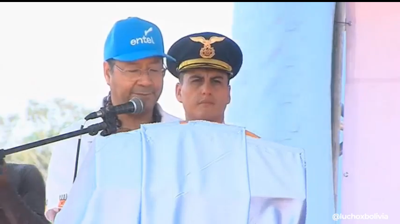 Arce entrega varias obras con una inversión de Bs 20,3 millones en el municipio de El Sena