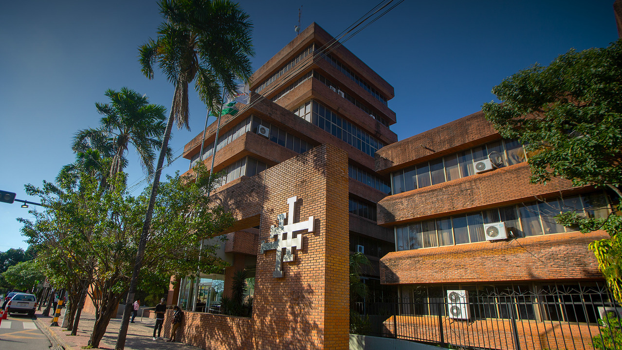 Gobernación cruceña destina sólo el 7% del IDH de seguridad ciudadana a fortalecer la Policía