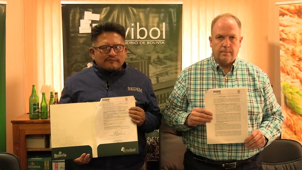 La estatal Envibol proveerá botellas a la Cervecería Nacional Potosí por valor de Bs 2 millones
