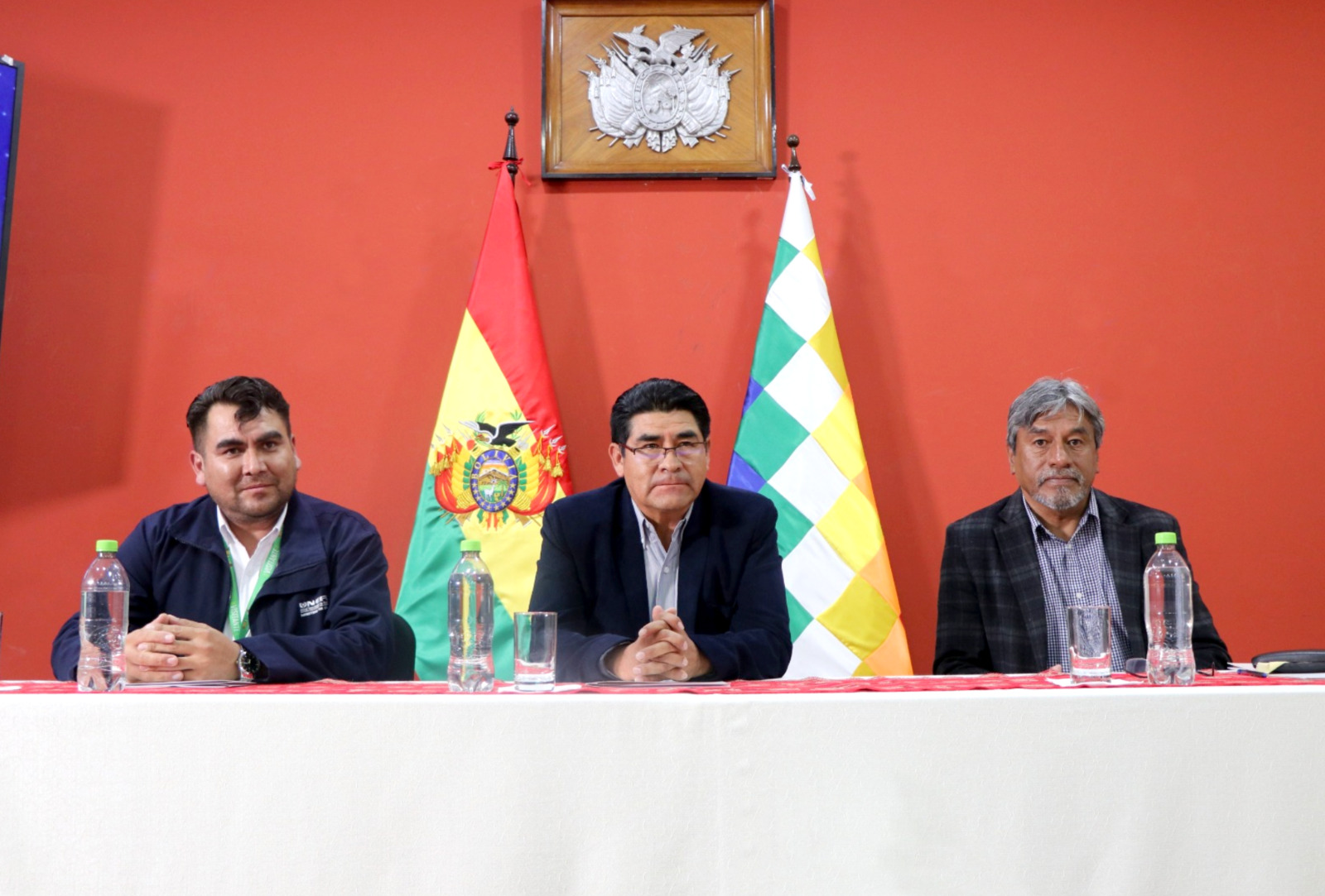 Educación lanza becas para formación especializada de maestros de biología, física, química y matemática