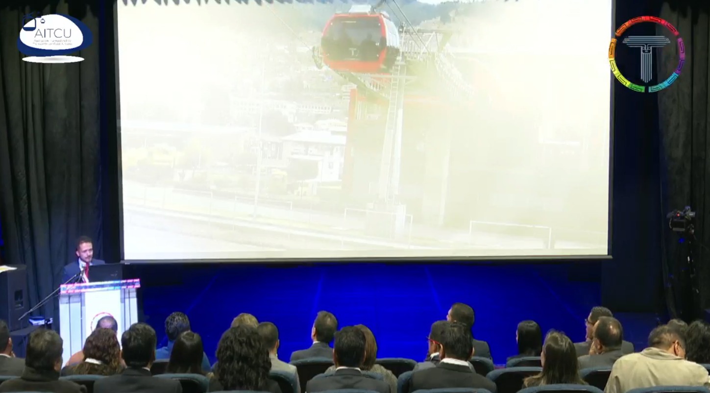 Mi Teleférico comparte experiencias con seis países en la Cumbre de Transporte por Cable de La Paz