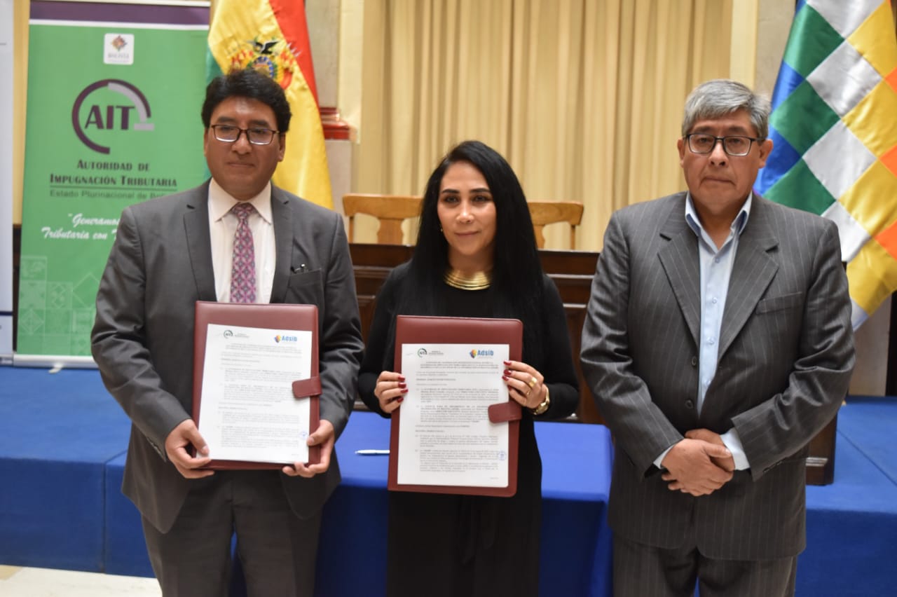 ADSIB y la AIT suscriben convenio para continuar con el uso la firma digital