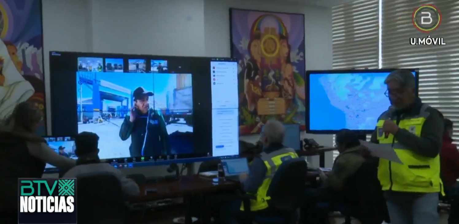 Cisternas ya circulan por Tambo Quemado y ABC identifica 14 puntos de bloqueos 