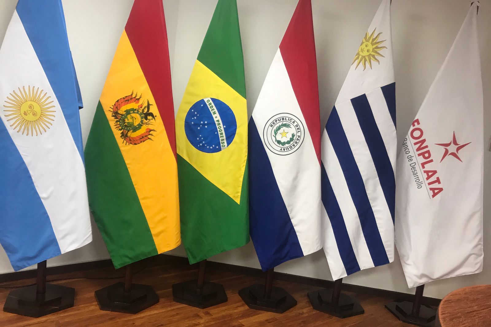 Fonplata anuncia financiamiento a proyectos de integración de Bolivia en la región