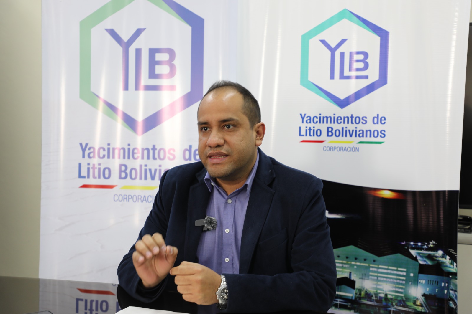 El jefe del departamento de Ventas y Marketing de YLB, Omar Miranda. Foto: YLB.