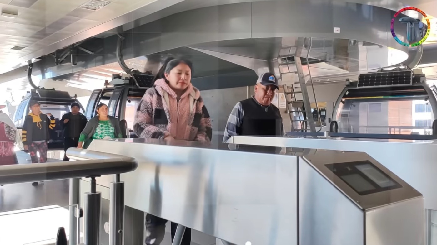 Línea Plateada del Teleférico rompe récord con transporte de 50.662 pasajeros en un día