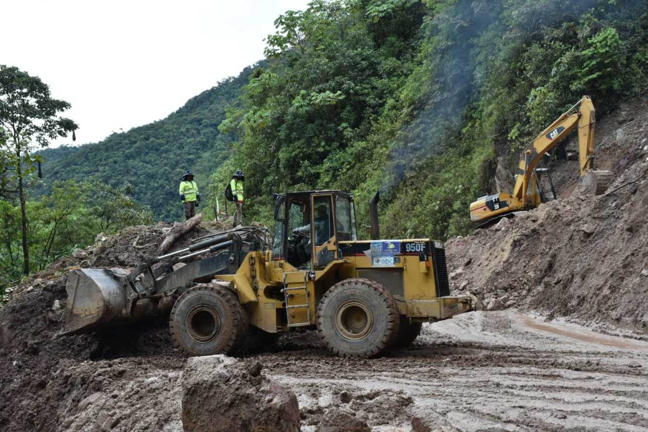 Habilitan línea gratuita para reportar percances por lluvias en carreteras de la Red Vial Fundamental