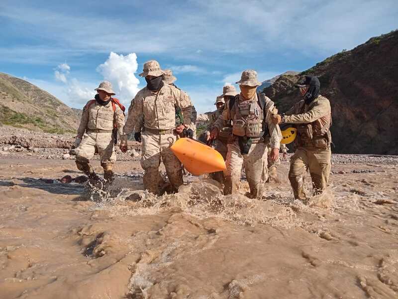 SAR-FAB recupera el cuerpo de niña desaparecida en el río Tacopaya