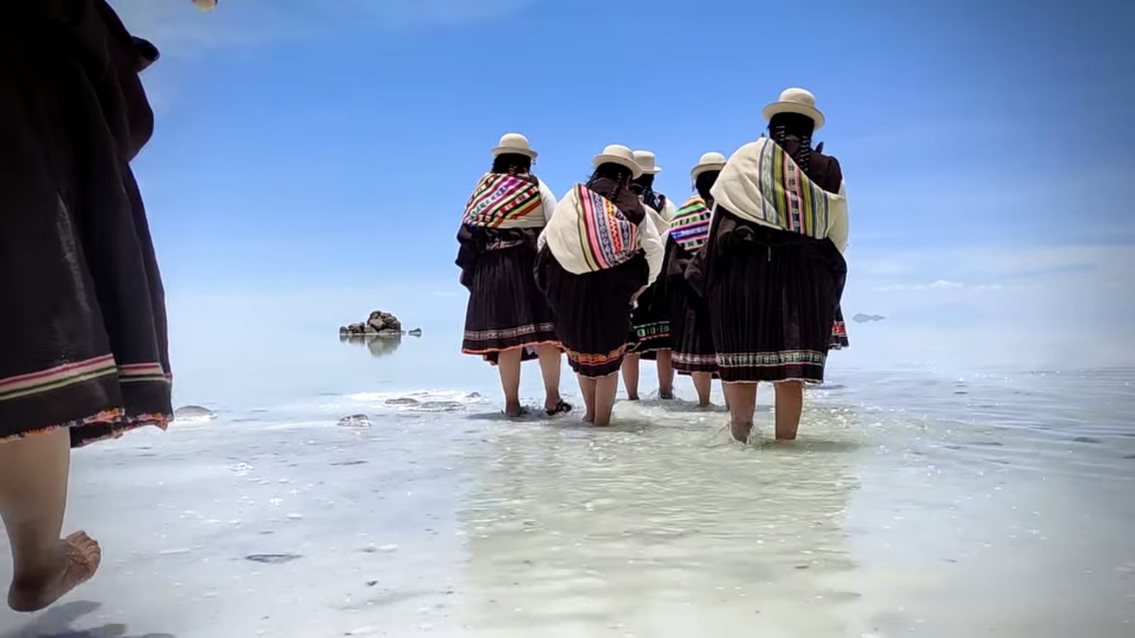 Comunidad de Tahua a orillas del Salar de Uyuni Captura: Ministerio de Desarrollo Productivo y Economía Plural