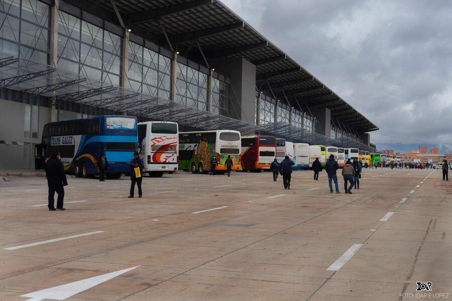 Terminal Metropolitana El Alto reporta viajes regulares y vías expeditas