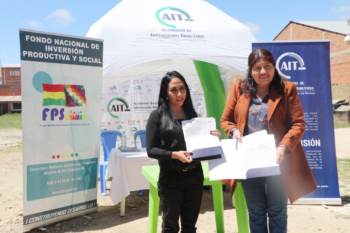 Firma de convenio de cooperación interinstitucional FPS y AIT. Foto: Fondo Nacional de Inversión Productiva y Social