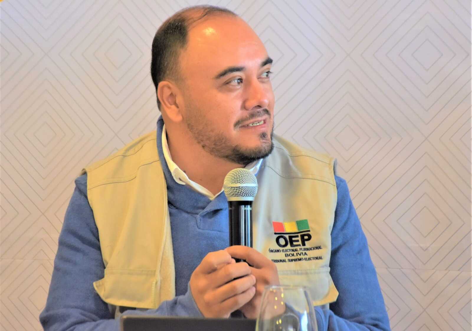 Vocal del Tribunal Supremo Electoral (TSE), Gustavo Ávila Mercado. Captura: RRSS Orígenes radio televisión