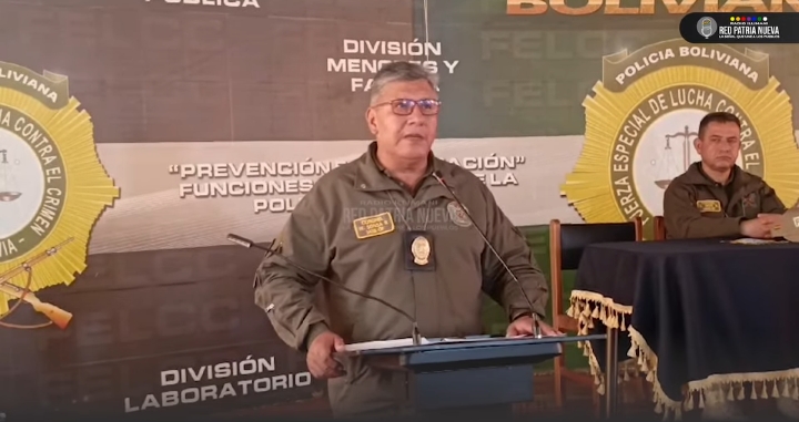 Una madre mata a su bebé de 1 mes al introducirlo en una olla de agua hirviendo