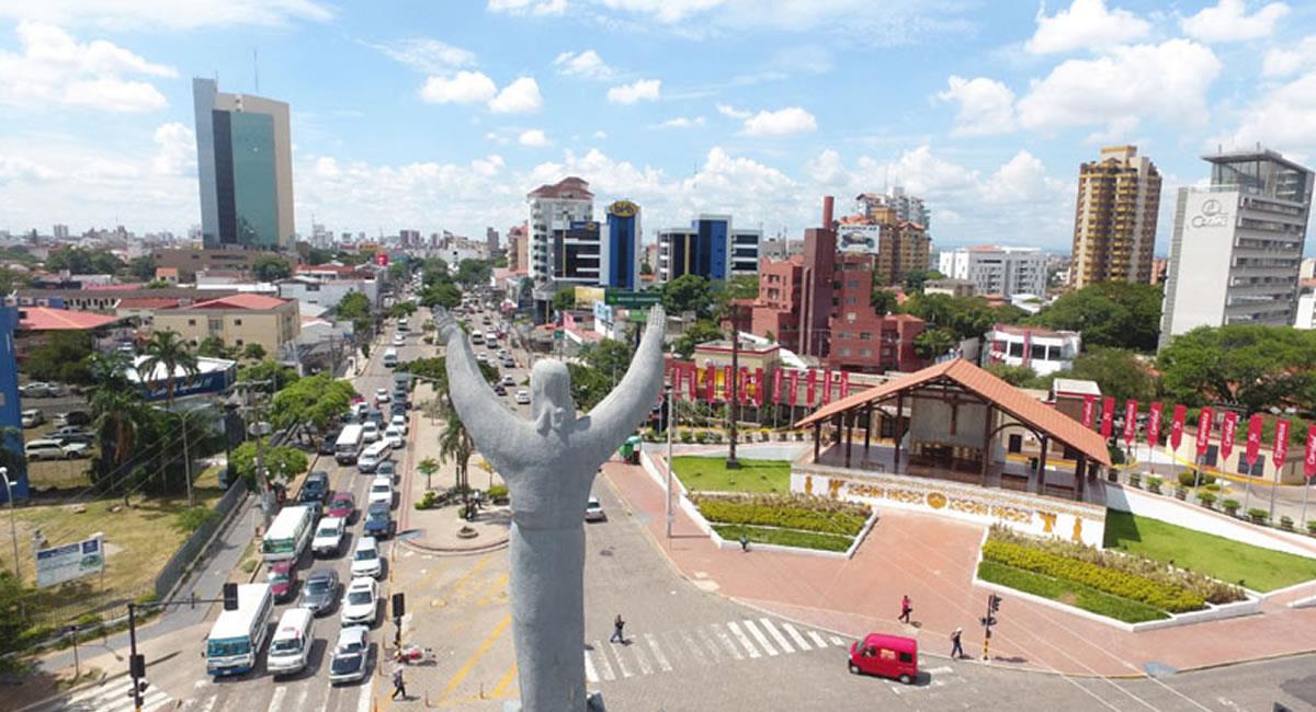 Autorizan firma de crédito por 25 millones de euros para programa de agua en Santa Cruz de la Sierra