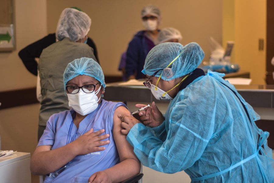 Habilitan cuatro puntos de vacunación contra el Covid-19 en las ciudades de La Paz y El Alto
