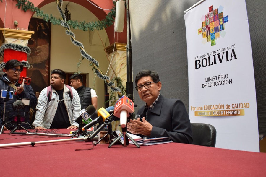 Ministro de Educación: “las inscripciones arrancan sin ningún incremento de pensiones”