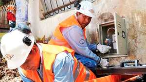 YPFB garantiza servicio de gas a domiciliario en zona de hundimiento de plataforma vial en La Paz