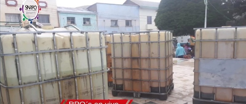 Vecinos de Puerto Acosta “incautan” 6.000 litros de diésel