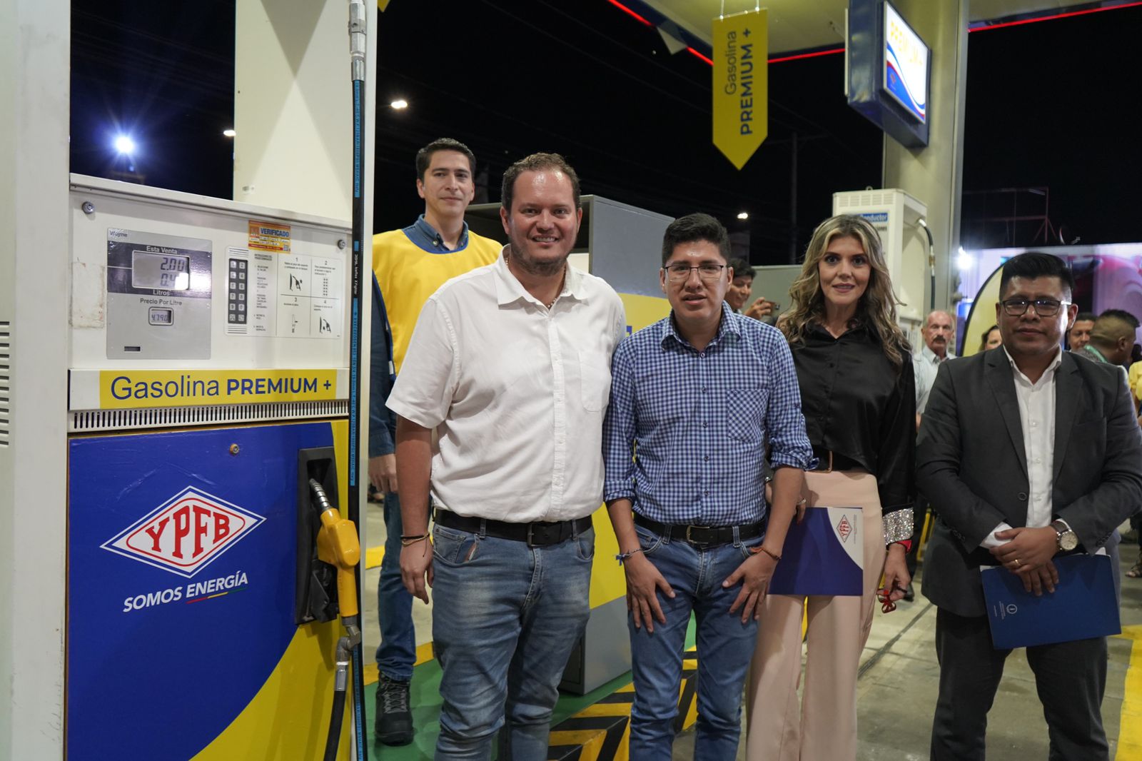 YPFB pone en el mercado la nueva gasolina Premium Plus que “incrementa la vida del motor” y es amigable con el medio ambiente