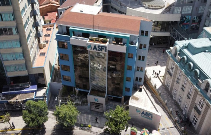 ASFI instruye a bancos y empresas de giro pagar remesas en la misma moneda que fueron enviadas