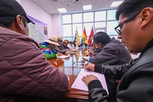 Arce y autoridades de Oruro coordinan la agenda de trabajo y entrega de obras