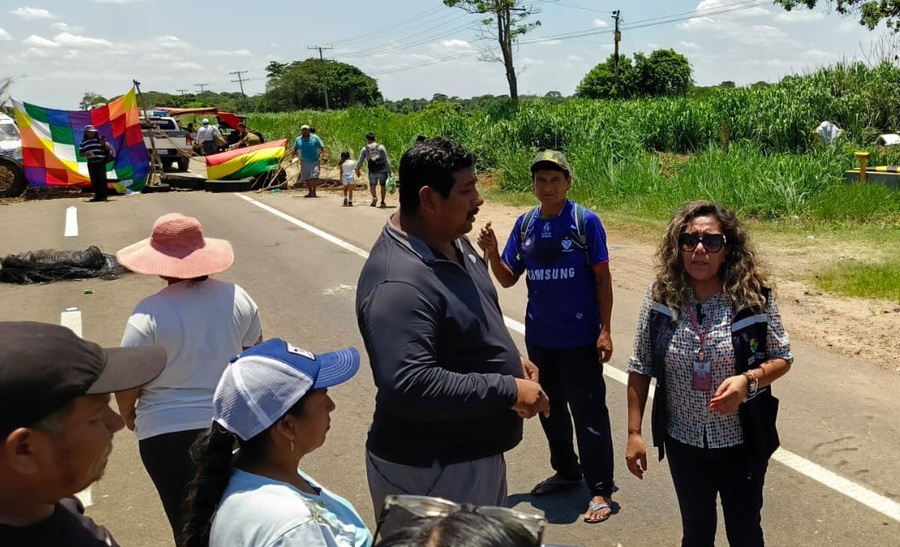 Dan cuarto intermedio en bloqueo en Santa Rosa del Sara, en la vía Cochabamba-Santa Cruz