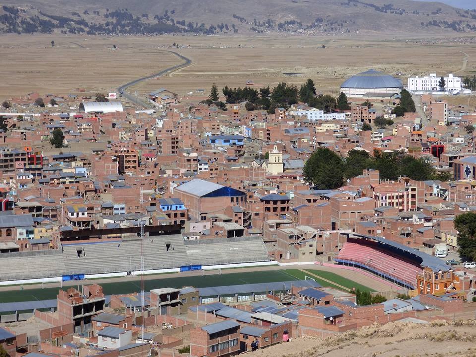 La ciudad intermedia con más de un siglo, Achacachi es un enclave económico y comercial en el altiplano