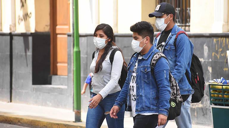 Salud registra 44% de reducción de casos Covid-19 en ocho departamentos del país