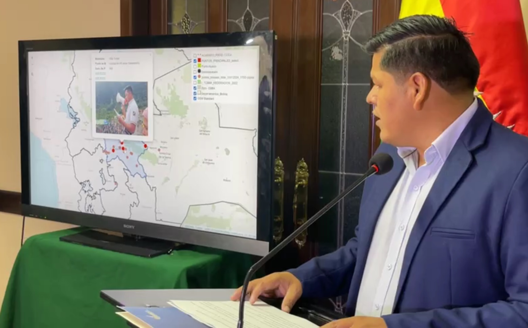 Bloqueos evistas retienen en carretera a 1.175 viajeros; movilizados atacan con dinamita a policías en Caracollo