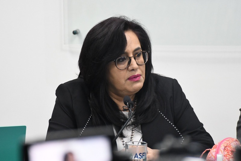 ASFI fija niveles máximos de comisiones, tarifas y otros cargos cobrados por entidades financieras