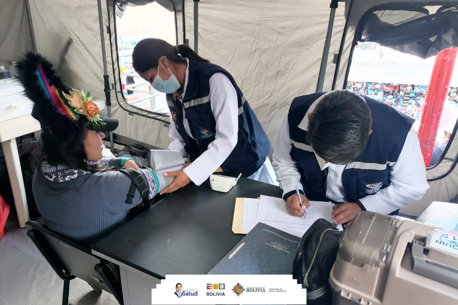Brigadas médicas brindaron 575 atenciones durante el sábado y domingo de Carnaval en Oruro