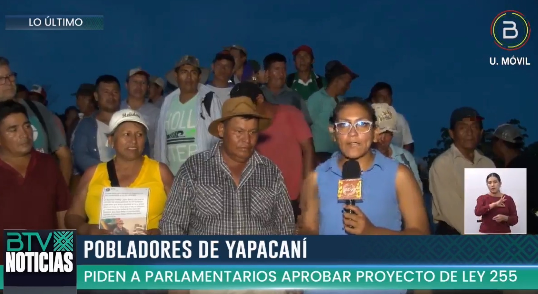 Pobladores de Yapacaní bloquean y demandan a diputados y senadores aprobar crédito para la carretera Faja Norte