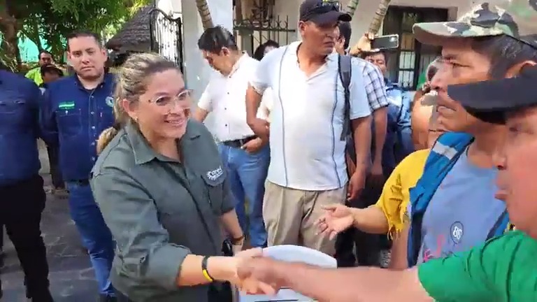 YPFB y la ANH verifican despacho y comercialización de combustibles en el trópico, en Rurrenabaque levantan el bloqueo