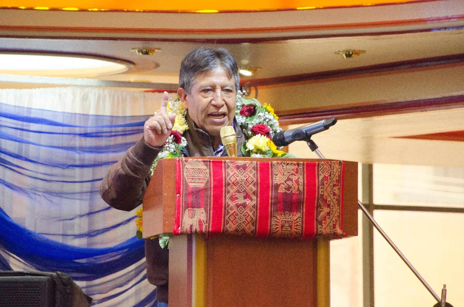 Vicepresidente expresa su admiración y respeto a interculturales y les pide luchar por la unidad de Bolivia