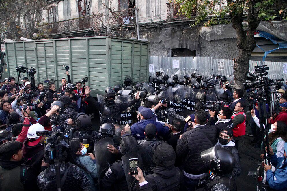 Venezuela rechaza “repugnante comunicado” de Milei sobre el fallido golpe en Bolivia 