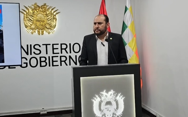 Viceministro Ríos desmiente a Radio Kawsachun Coca y la acusa de desinformar