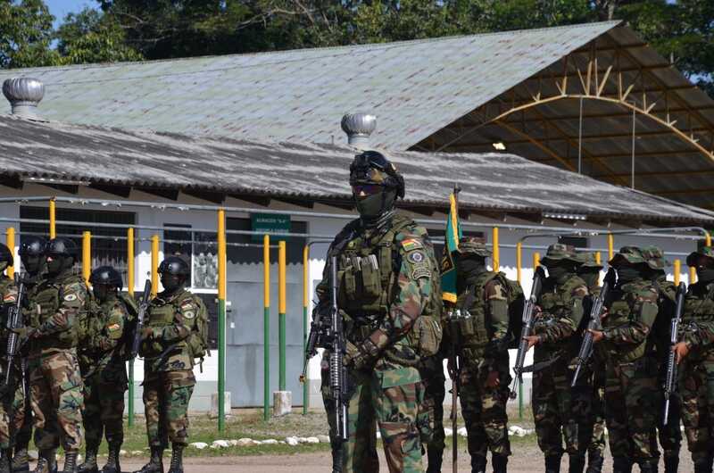 Más de 30 efectivos “garras de valor” y 18 “demoledores” se gradúan para fortalecer la lucha contra el narcotráfico