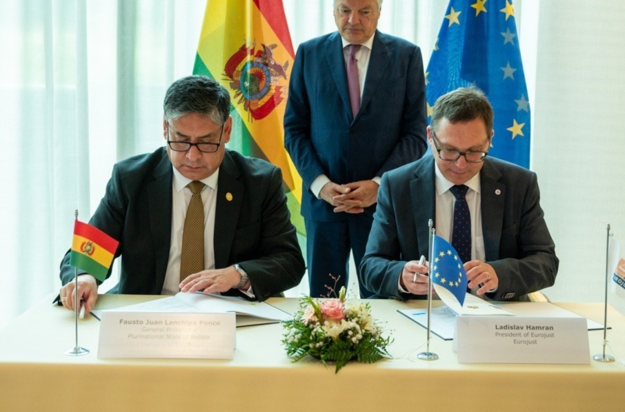 Apuntan a fortalecer la lucha contra el terrorismo y la criminalidad internacional