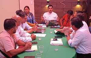 Trabajo logra la recontratación de cuatro trabajadores y se suspende paro en el Banco de Sangre en Santa Cruz