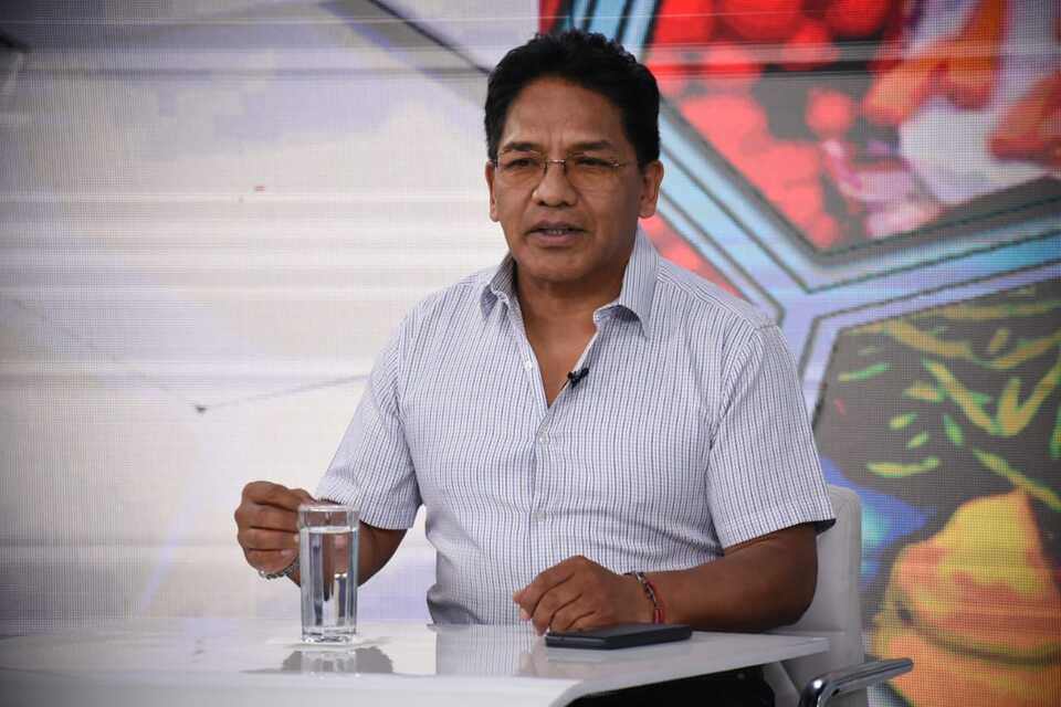 Gobierno asegura provisión de alimentos y programa reunión con productores para garantizar abastecimiento