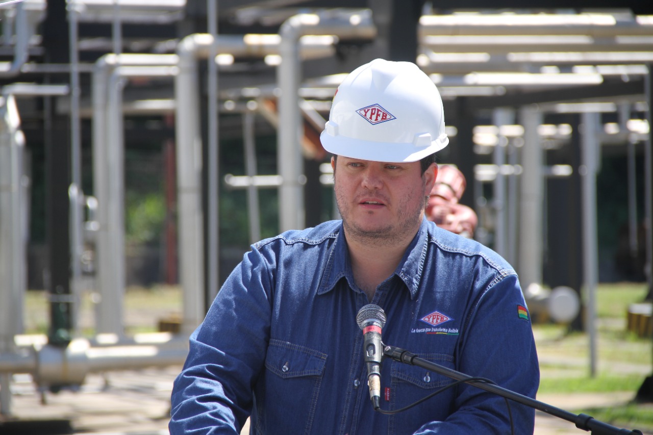 YPFB anuncia arribo de 50.000 metros cúbicos de diésel procedentes de Brasil y Paraguay para esta semana