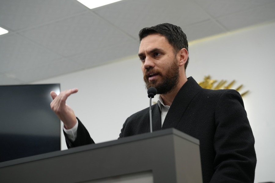 “Evistas” quieren deslegitimar al Gobierno bloqueando la aprobación de créditos e impidiendo ingreso de cisternas