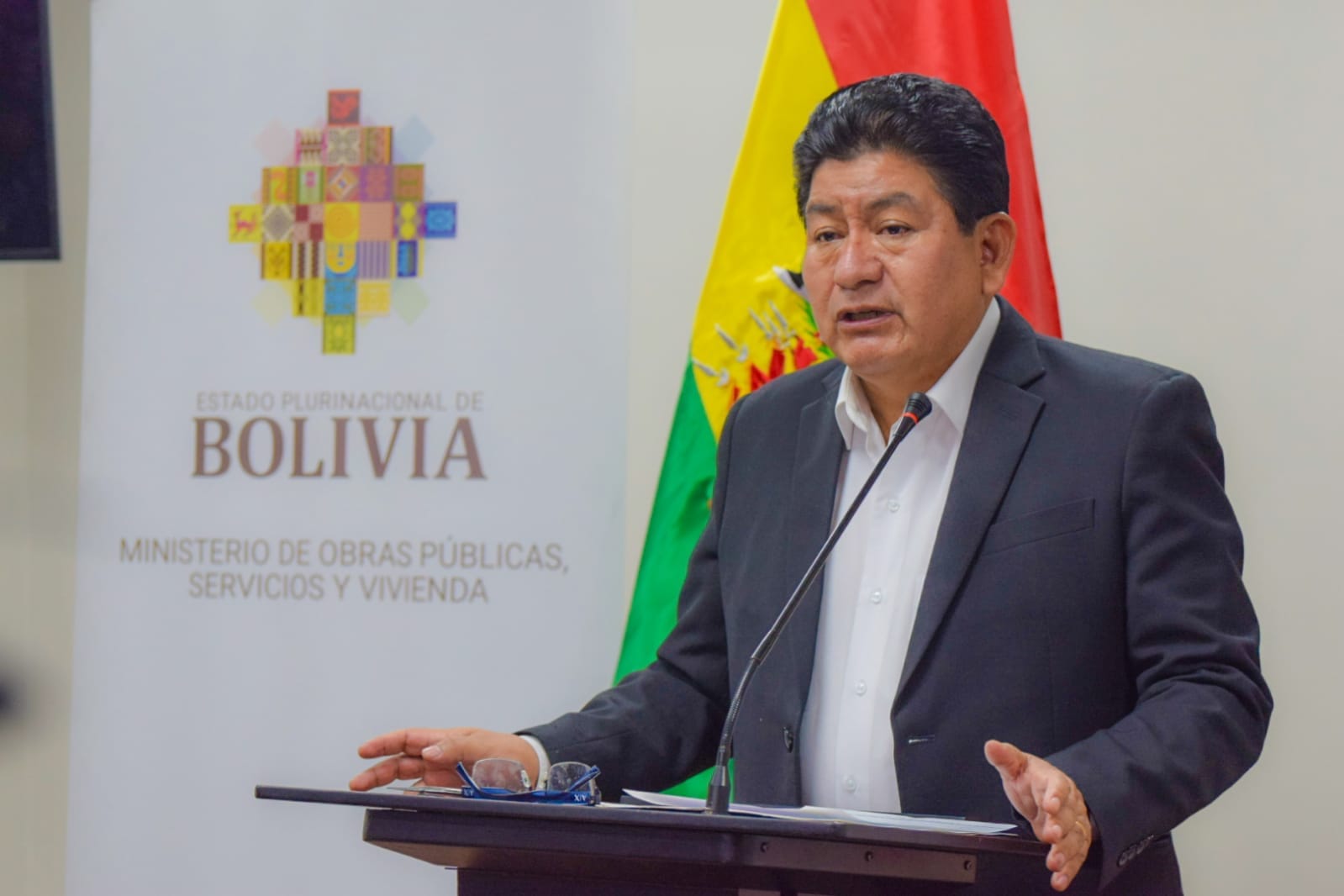 Denuncian que bloqueos están dirigidos por afines a Evo y la derecha que piden acortamiento de mandato