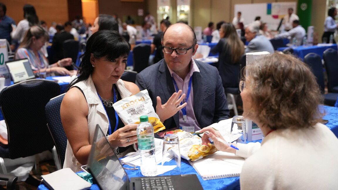 Bolivia ocupa el segundo lugar en intenciones de negocios en encuentro empresarial andino